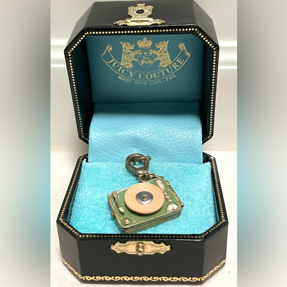 NWT RARE JUICY RECORD PLAYER VINYL 2005 Vintage Y2K LOCKET CHARM HTF - Picture 2 of 5